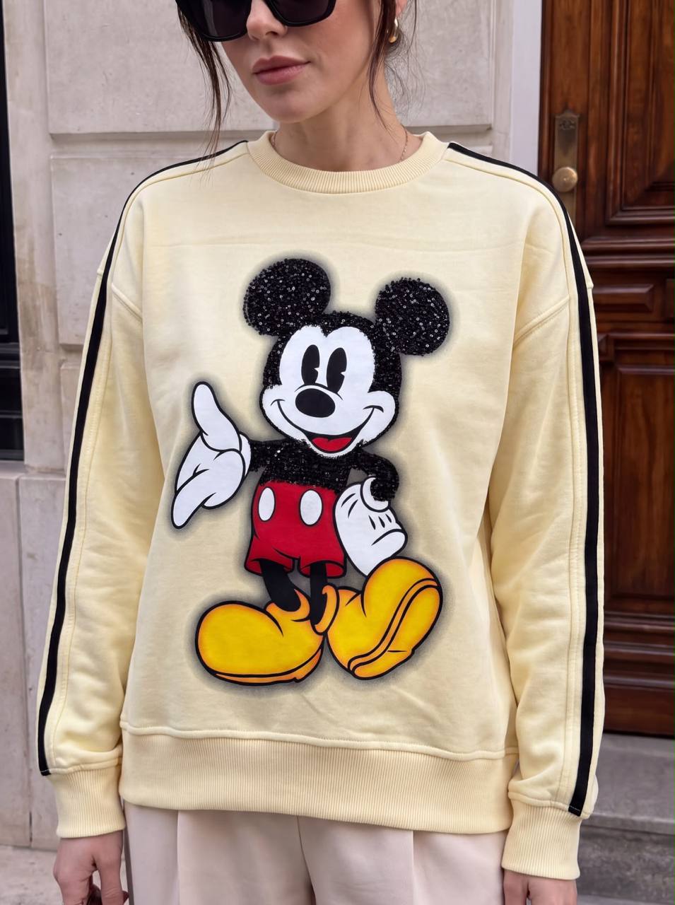 Kadın Boncuk İşlemeli Mickey Sweatshirt